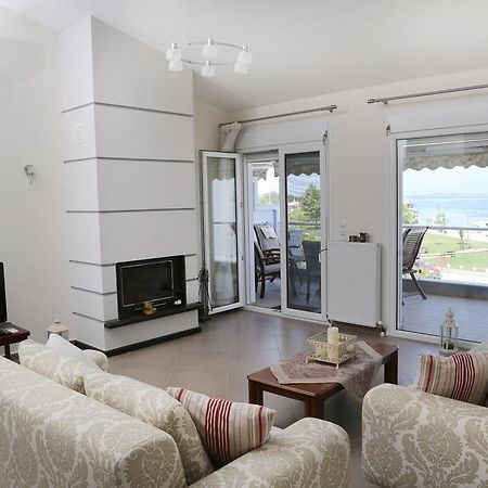Konstantinos Luxury Apartment 케라모티 외부 사진
