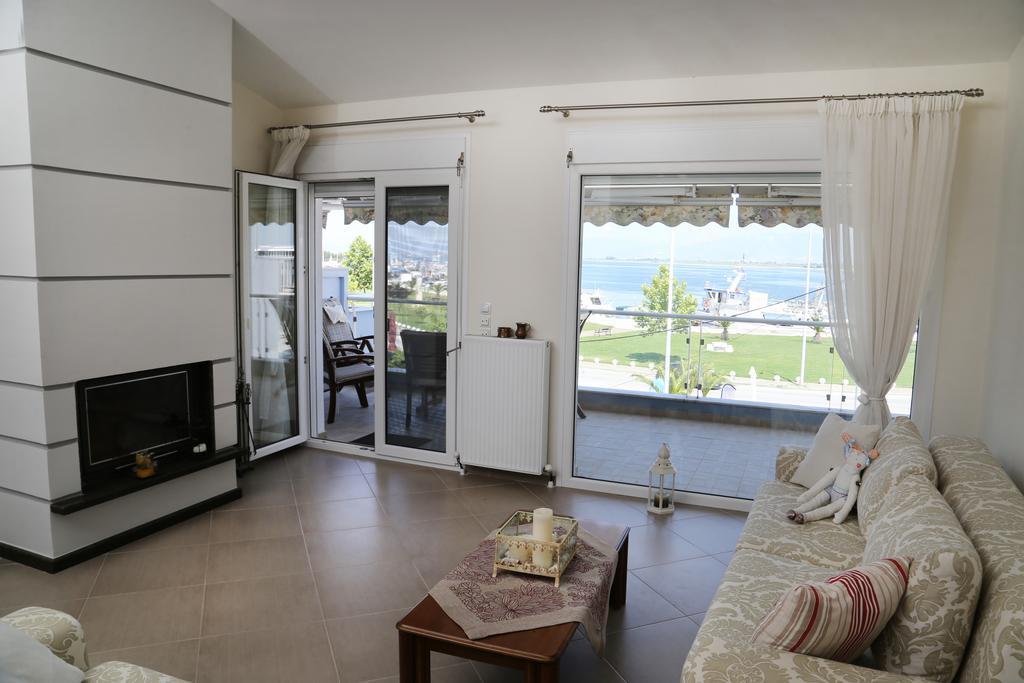 Konstantinos Luxury Apartment 케라모티 외부 사진