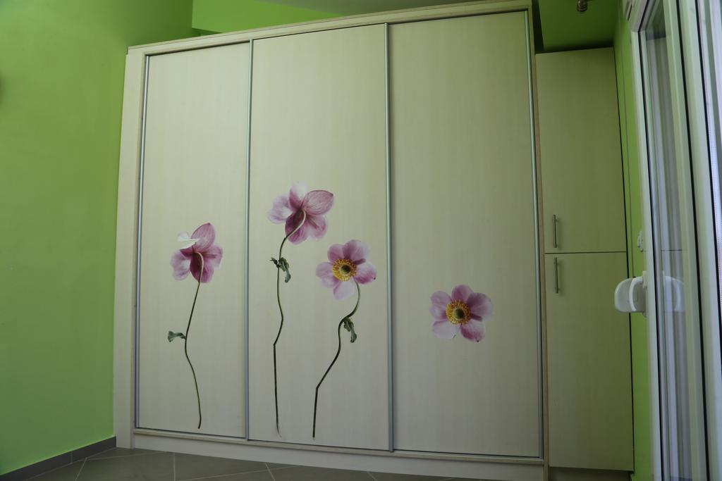 Konstantinos Luxury Apartment 케라모티 외부 사진